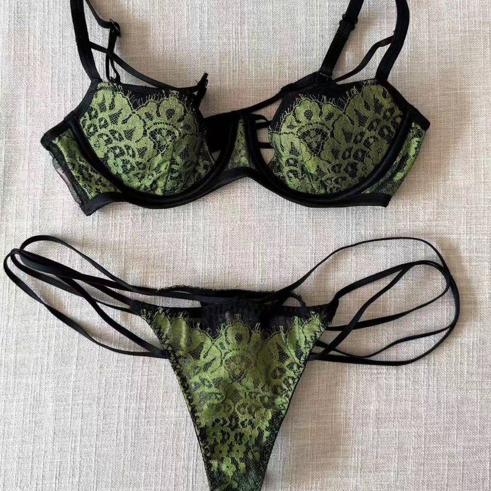 Rare New Agent Provocateur Electra Green Black Lace 2PC Set Bra 34B Thong SZ2